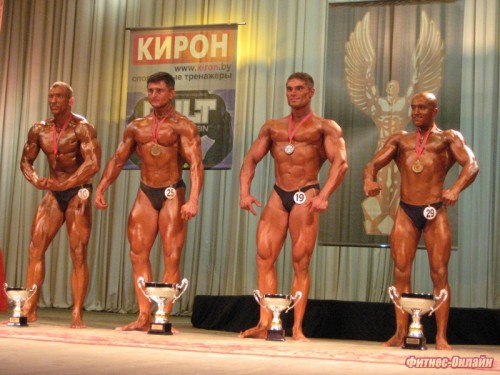 Фотоотчет и результаты Кубка Минска по бодибилдингу и фитнесу 2010